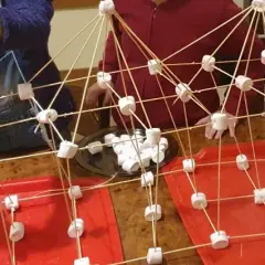 Zajęcia integracyjne: skuteczne metody na budowanie zaufania w klasie