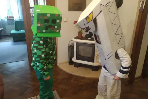 Stroje na Bal Jesieni dla Chłopca: Proste DIY Bez Szycia